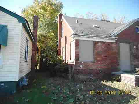 9391 Grandmont (2)_m.jpg